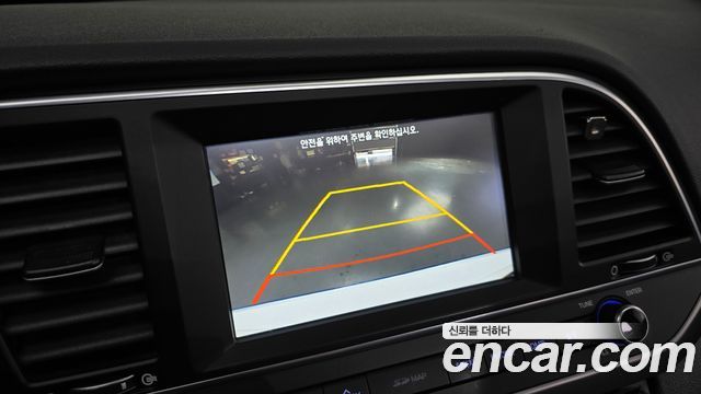 Hyundai AVANTE 2016 — photo 22
