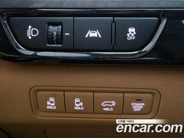 Kia Canival 2023 — photo 13