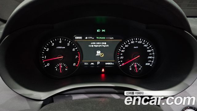 Kia Stinger 2019 — photo 11