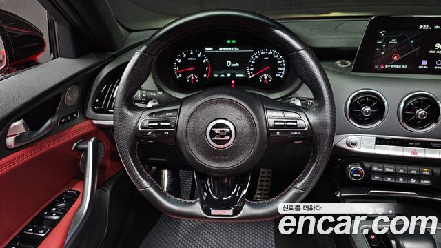 Kia Stinger 2019 — photo 19