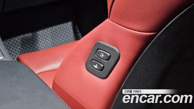 Kia Stinger 2019 — photo 21