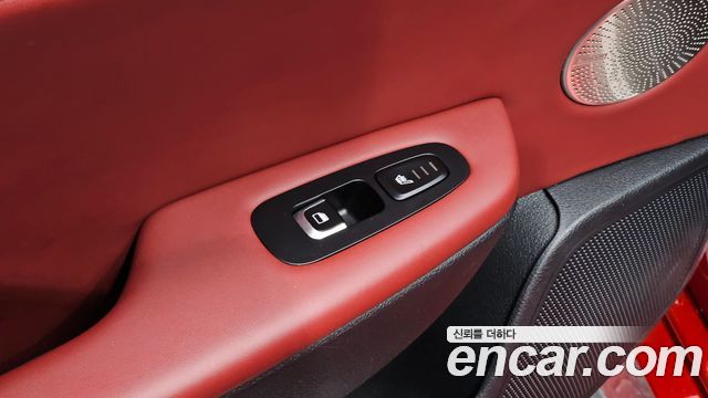 Kia Stinger 2019 — photo 30