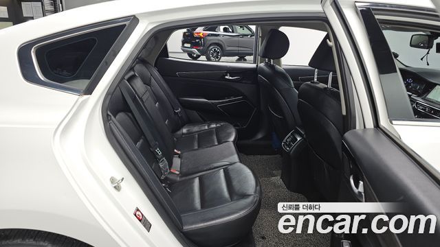 Kia K7 2020 — photo 11