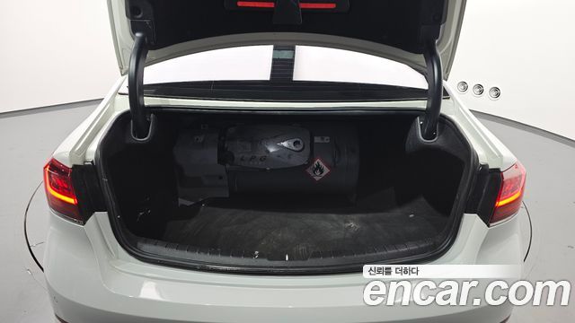 Kia K7 2020 — photo 20