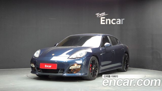 Porsche Panamera 2011 — photo 1