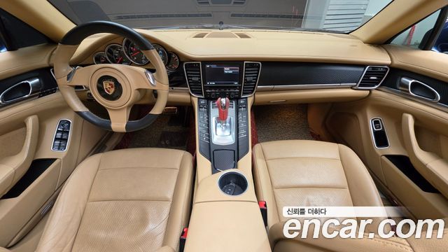 Porsche Panamera 2011 — photo 10