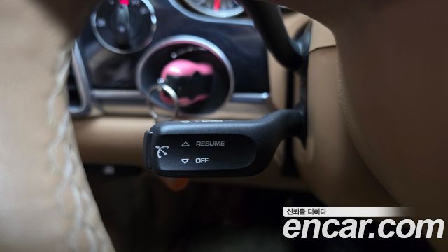 Porsche Panamera 2011 — photo 21
