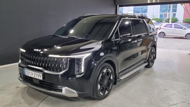 Kia Canival 2025 — photo 1