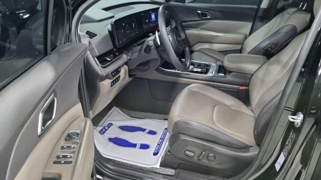 Kia Canival 2025 — photo 10