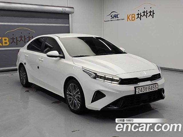 Kia K3 2022 — photo 4