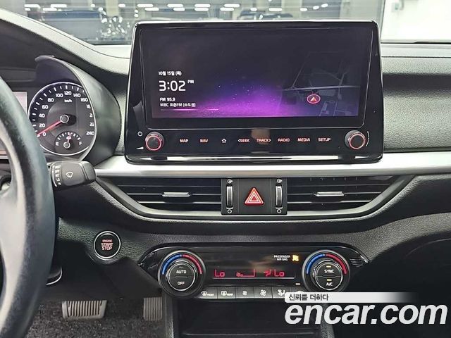 Kia K3 2022 — photo 10