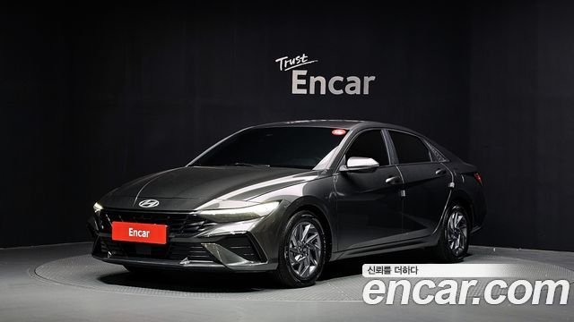 Hyundai AVANTE 2024 — photo 1
