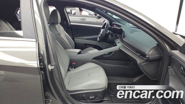 Hyundai AVANTE 2024 — photo 17