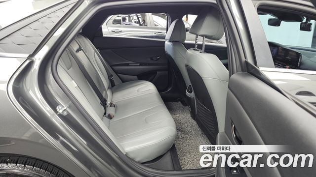 Hyundai AVANTE 2024 — photo 18