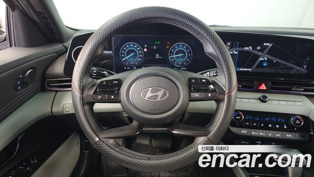 Hyundai AVANTE 2024 — photo 19