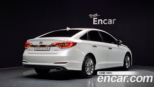 Hyundai Sonata 2017 — photo 2