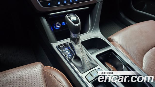 Hyundai Sonata 2017 — photo 12