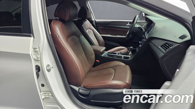 Hyundai Sonata 2017 — photo 16