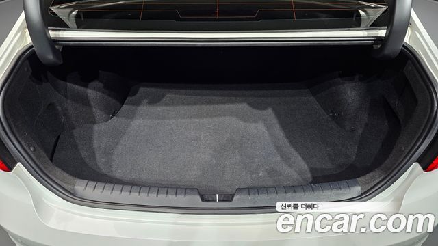 Hyundai Sonata 2017 — photo 30