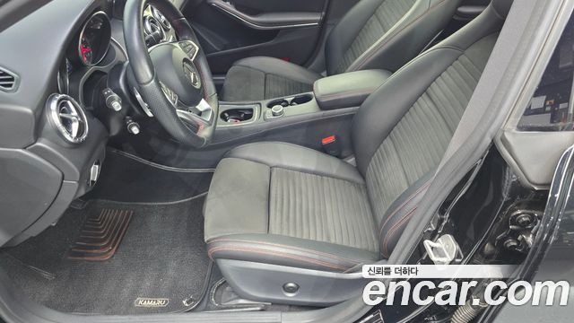 Mercedes-Benz CLA-Class 2018 — photo 25