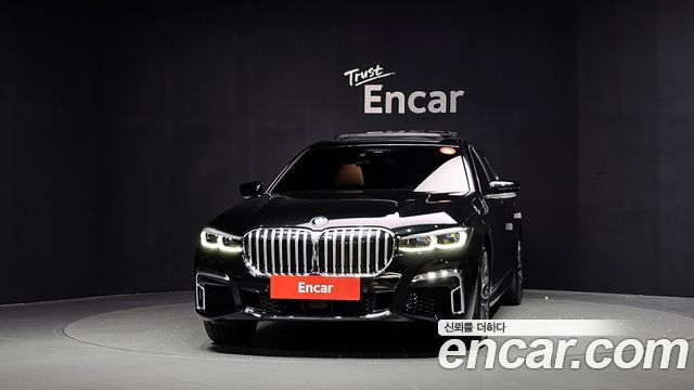 BMW 7-Series 2021 — photo 3