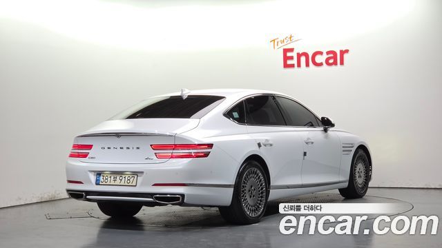 Genesis G80 2022 — photo 2