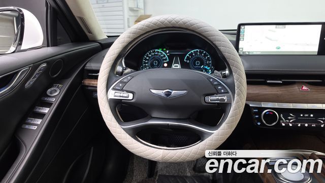 Genesis G80 2022 — photo 19