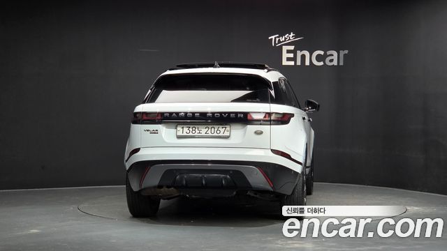 Land Rover Range Rover Velar 2019 — photo 4