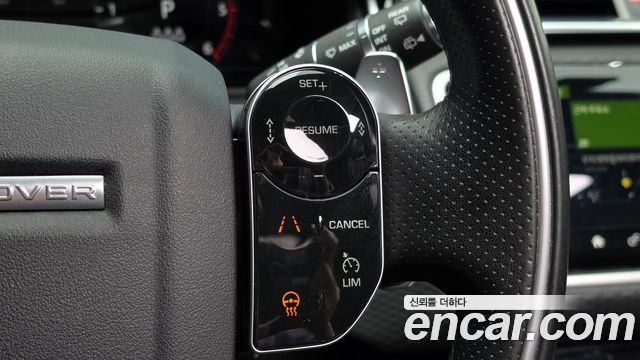 Land Rover Range Rover Velar 2019 — photo 21