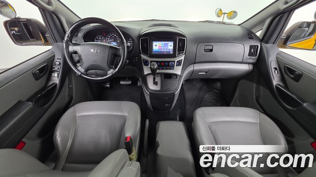 Hyundai Starex 2019 — photo 10