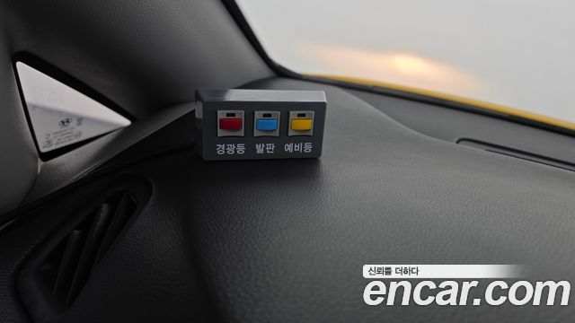 Hyundai Starex 2019 — photo 22