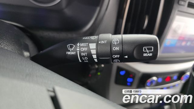 Hyundai Starex 2019 — photo 30