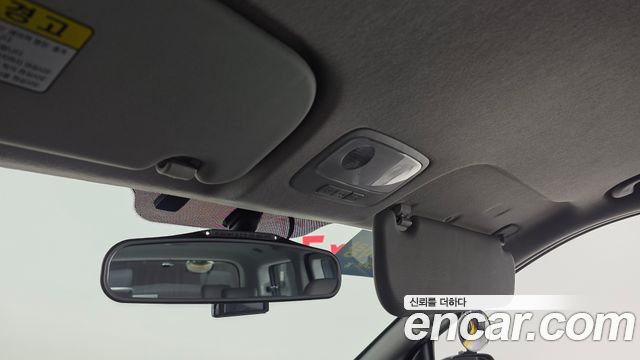 Hyundai Starex 2019 — photo 32
