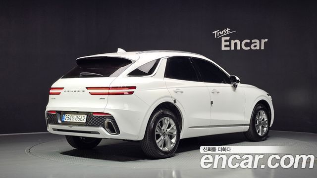 Genesis GV70 2023 — photo 2