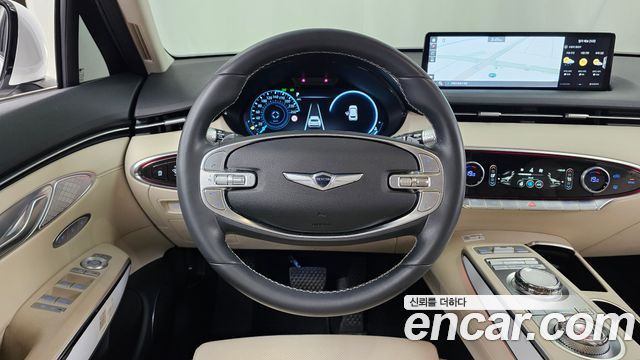 Genesis GV70 2023 — photo 13