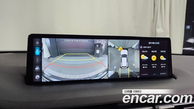 Genesis GV70 2023 — photo 15