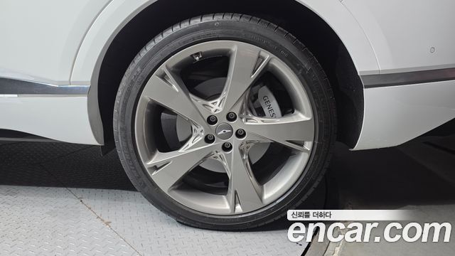 Genesis GV80 2023 — photo 7