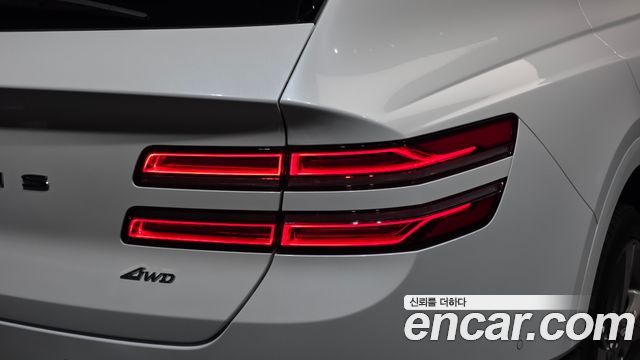 Genesis GV80 2023 — photo 9