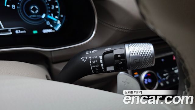 Genesis GV80 2023 — photo 28