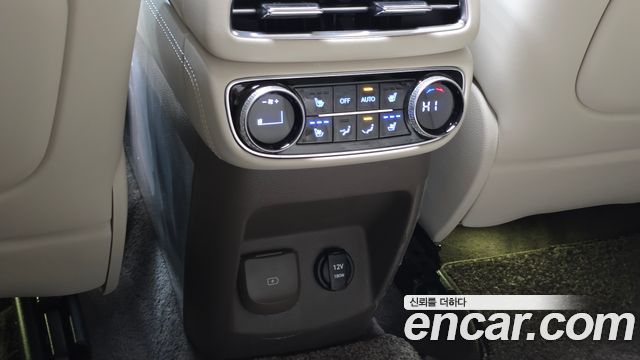 Genesis GV80 2023 — photo 30
