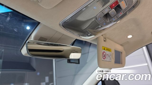 Genesis GV80 2023 — photo 31
