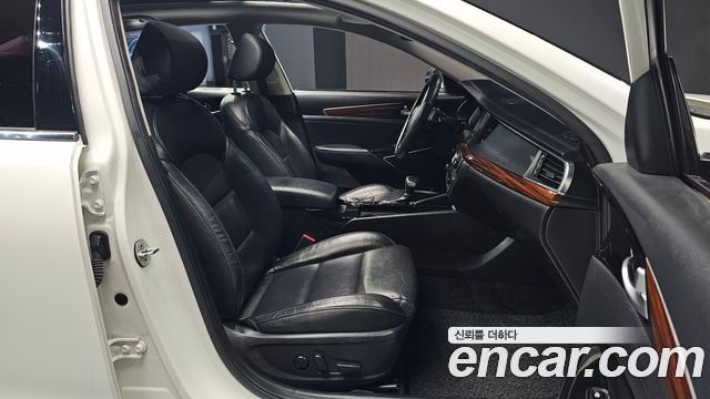 Kia K7 2017 — photo 11