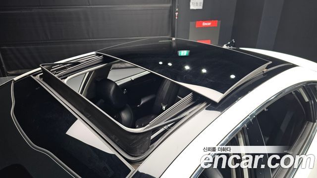 Kia K7 2017 — photo 19