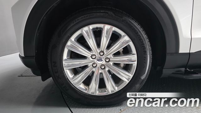 Ford Explorer 2020 — photo 5