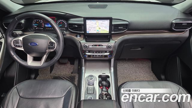 Ford Explorer 2020 — photo 10