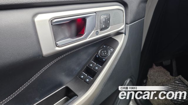 Ford Explorer 2020 — photo 27