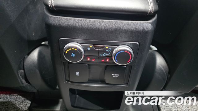 Ford Explorer 2020 — photo 29