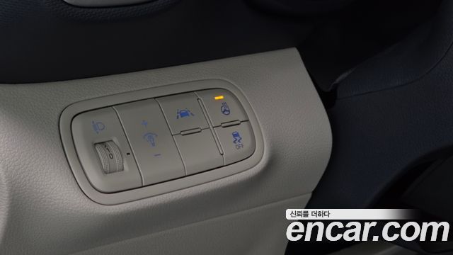 Hyundai Venue 2022 — photo 15