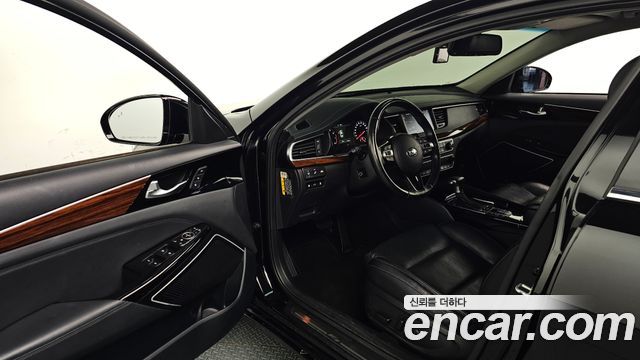 Kia K7 2017 — photo 13