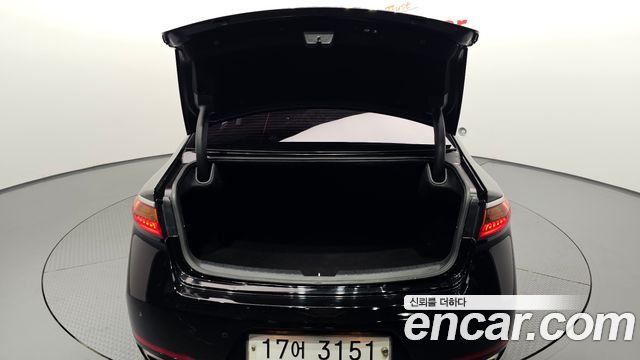 Kia K7 2017 — photo 26